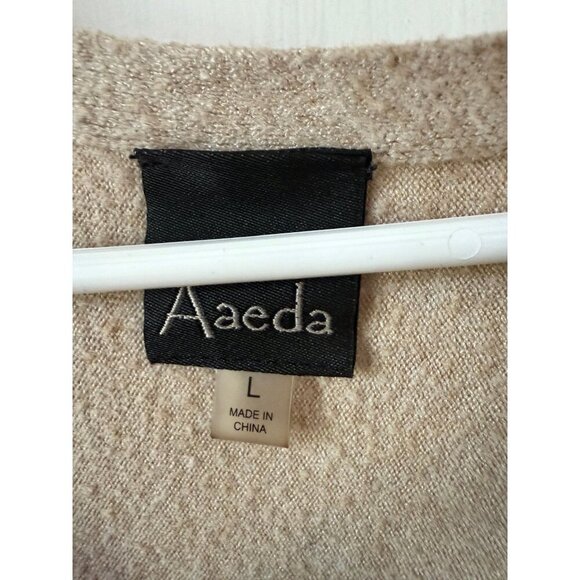 Aaeda women’s size large flower sweater - Picture 7 of 11